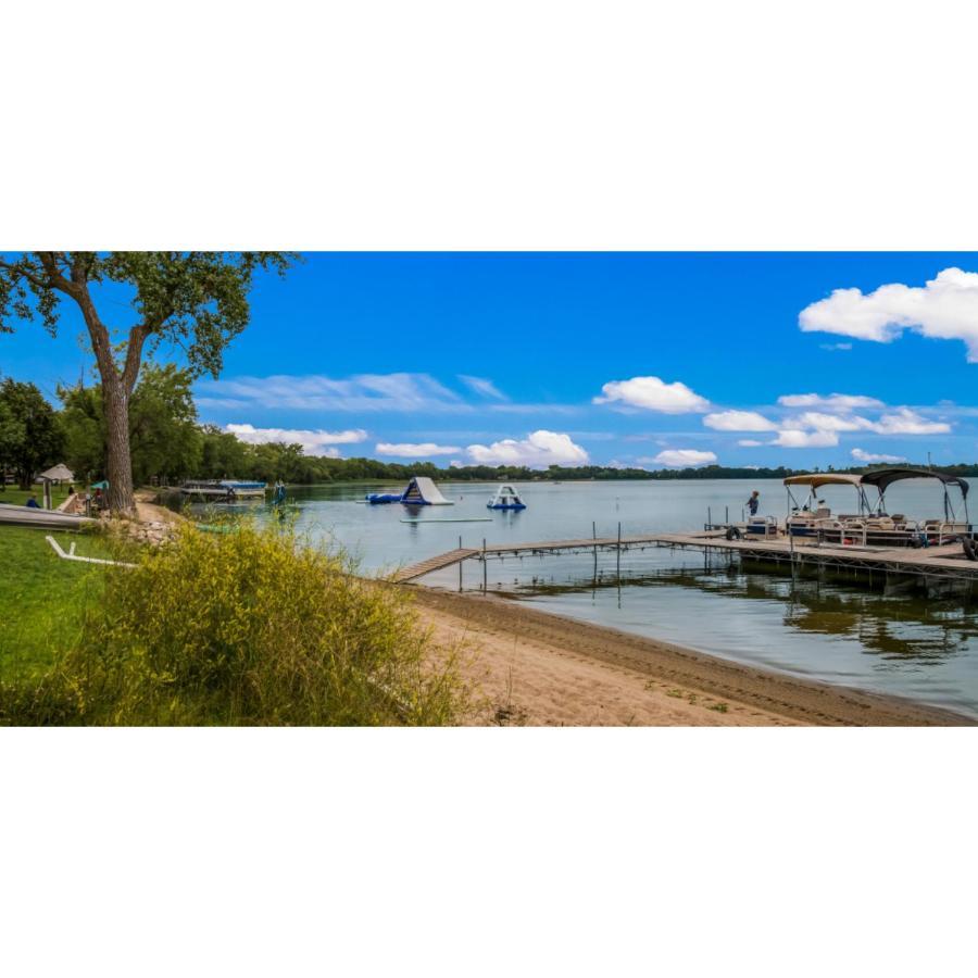 Canary Resort Glenwood